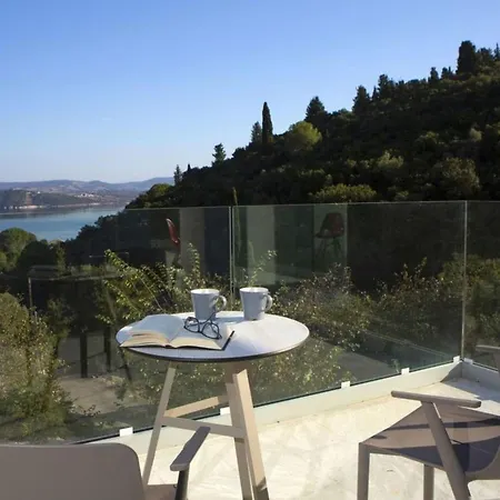 Harriet - With Sea View And Near The Sea Villa