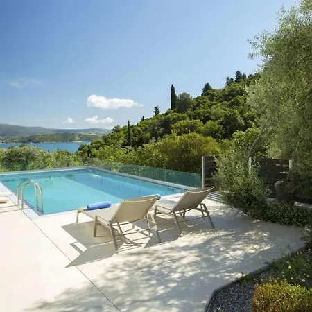 Villa Harriet - With Sea View And Near The Sea *