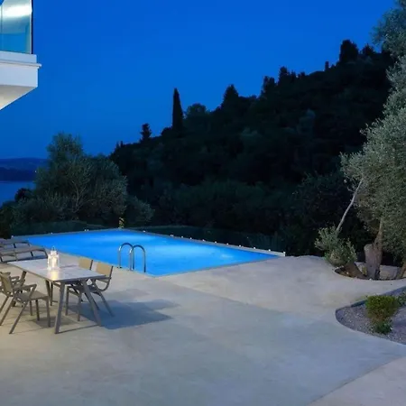 Harriet - With Sea View And Near The Sea Villa