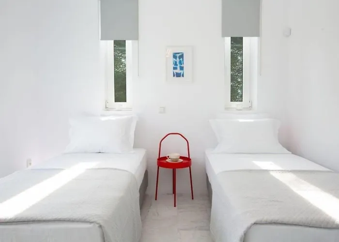 Villa Harriet - With Sea View And Near The Sea *