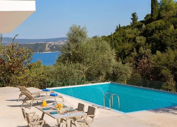 Villa Harriet - With Sea View And Near The Sea Lijá