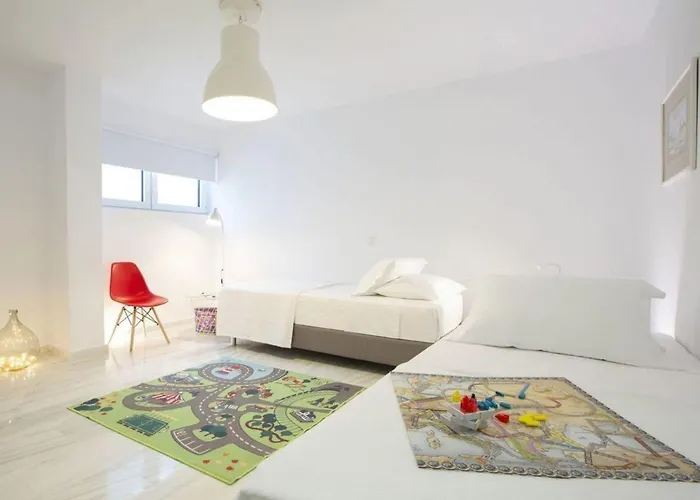 Villa Harriet - With Sea View And Near The Sea *