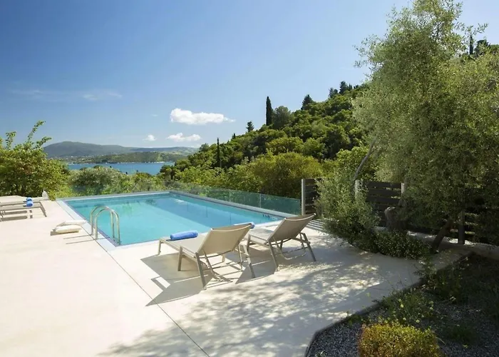 Villa Harriet - With Sea View And Near The Sea *